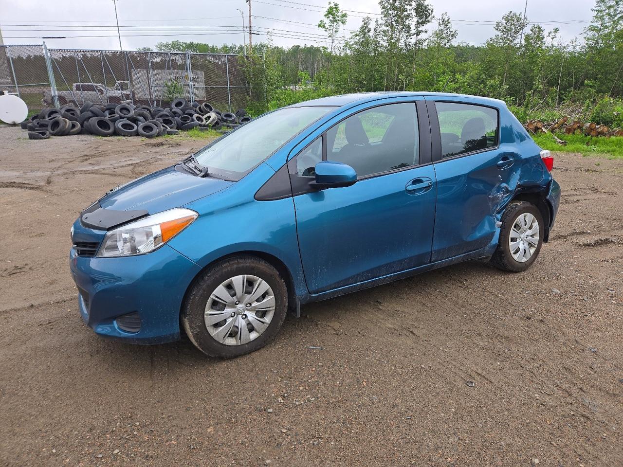 2014 TOYOTA YARIS 5-DO