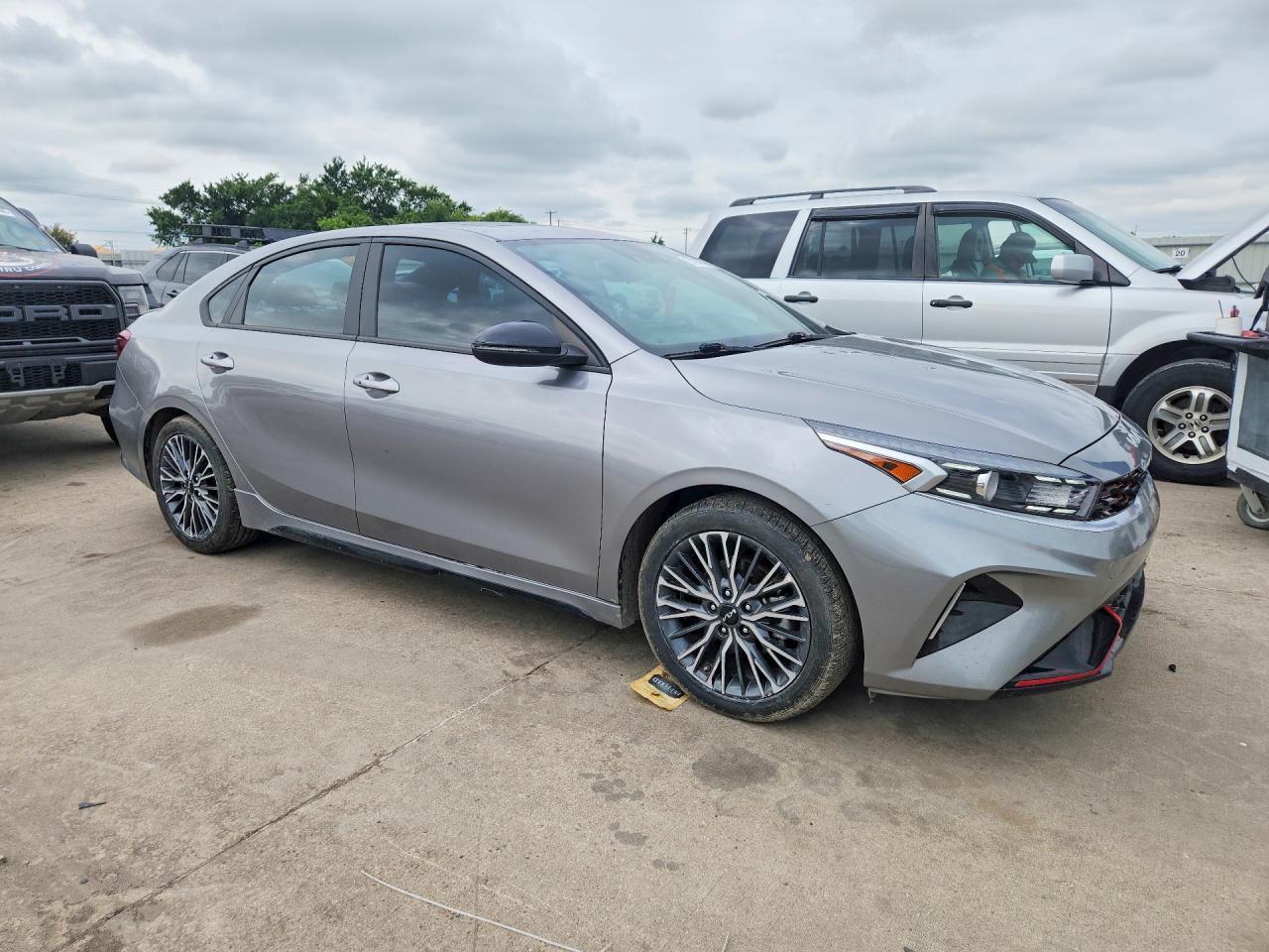 2023 KIA FORTE