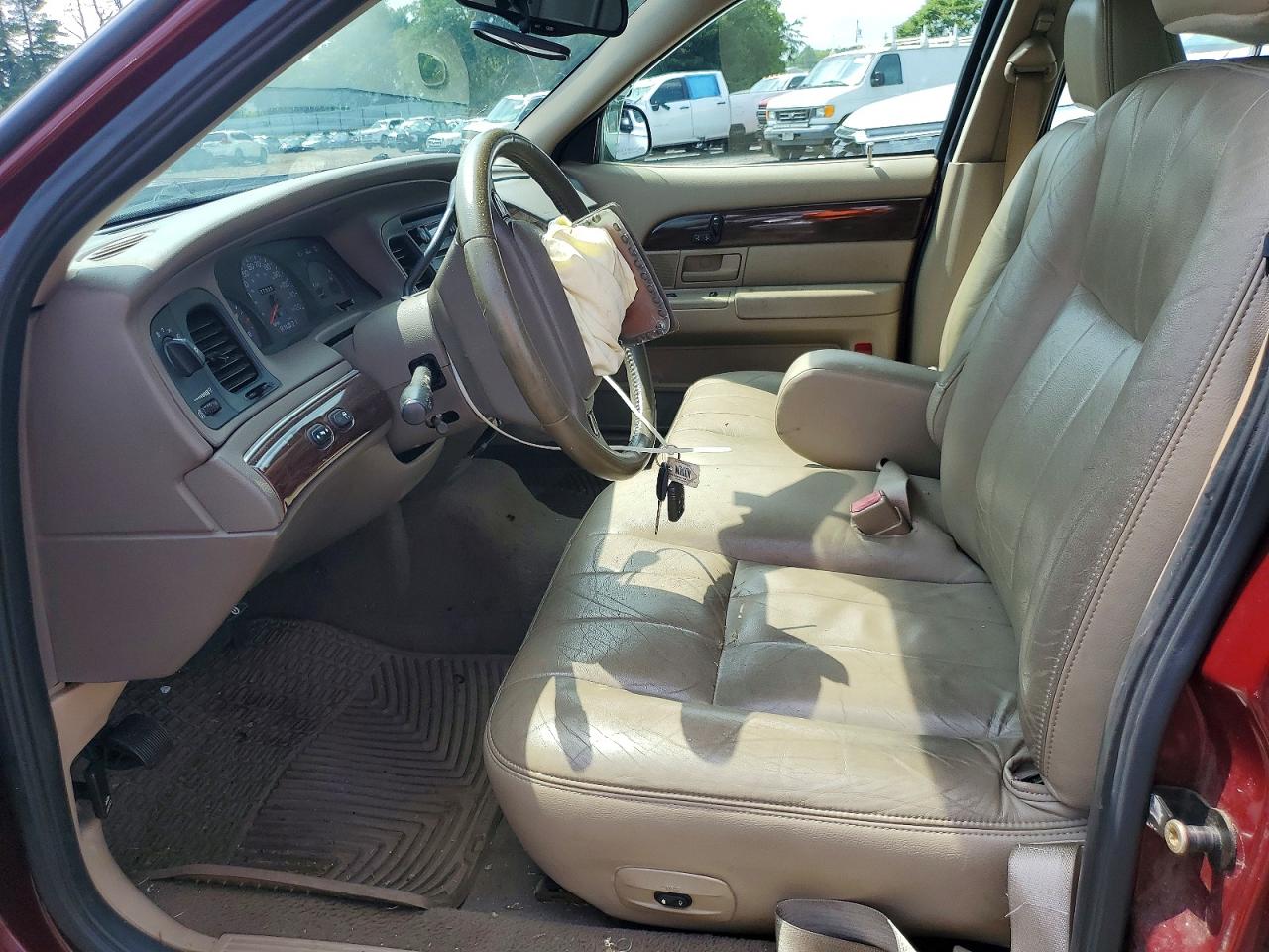 2004 MERCURY GRMARQUIS
