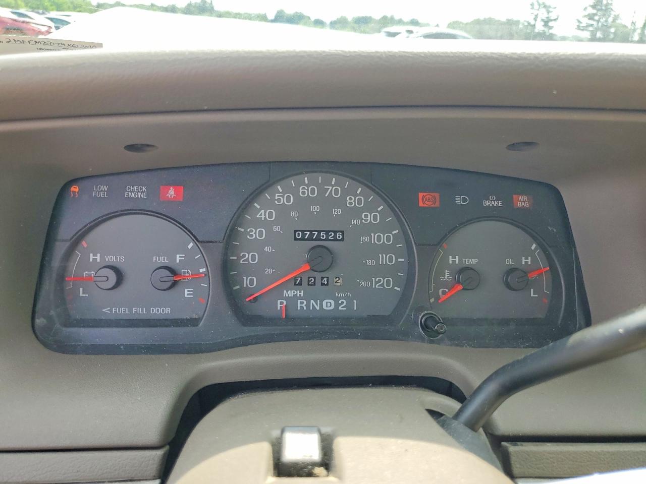 2004 MERCURY GRMARQUIS