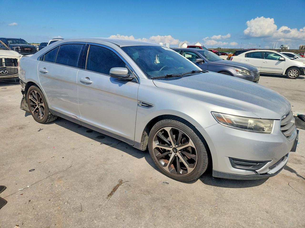 2015 FORD TAURUS