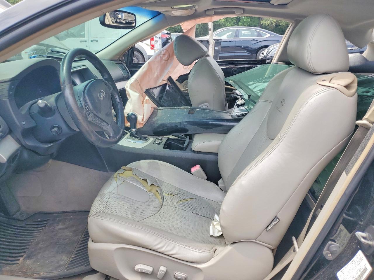 2009 INFINITI G37