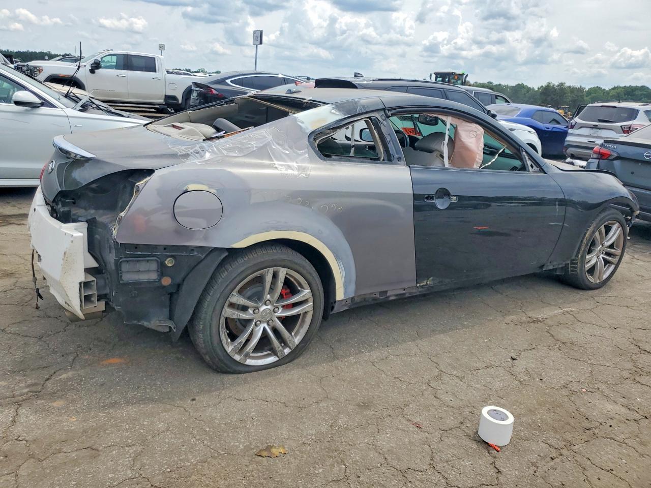 2009 INFINITI G37