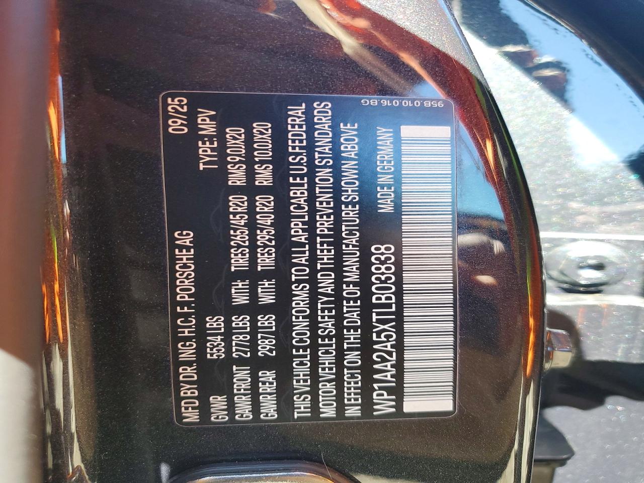 2026 PORSCHE MACAN