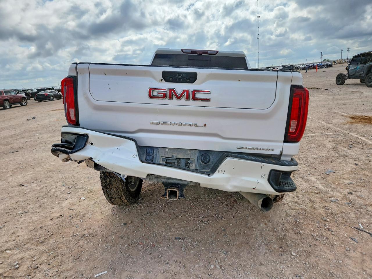 2023 GMC SIERRA