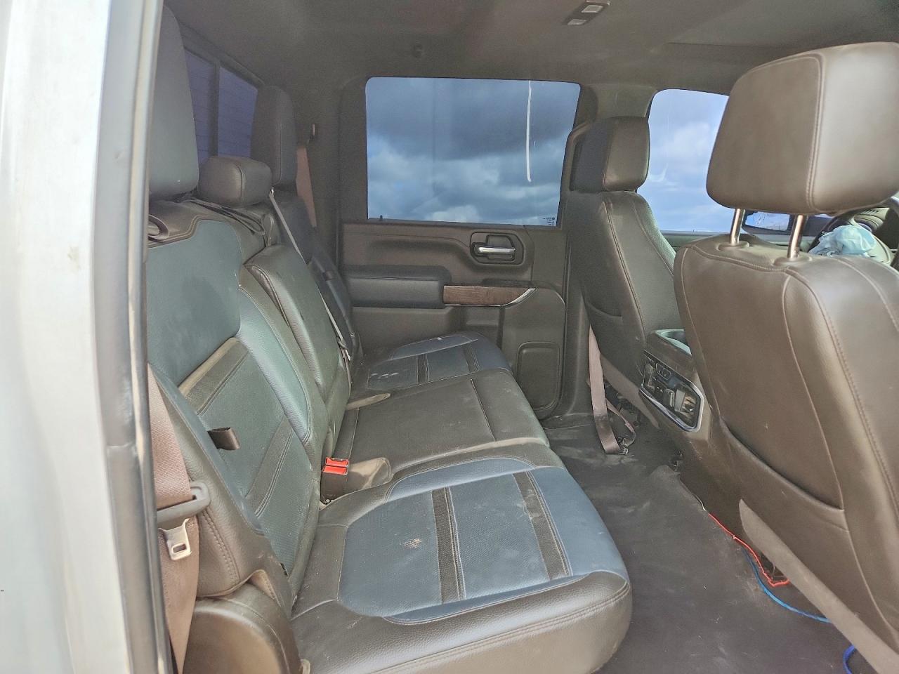 2023 GMC SIERRA