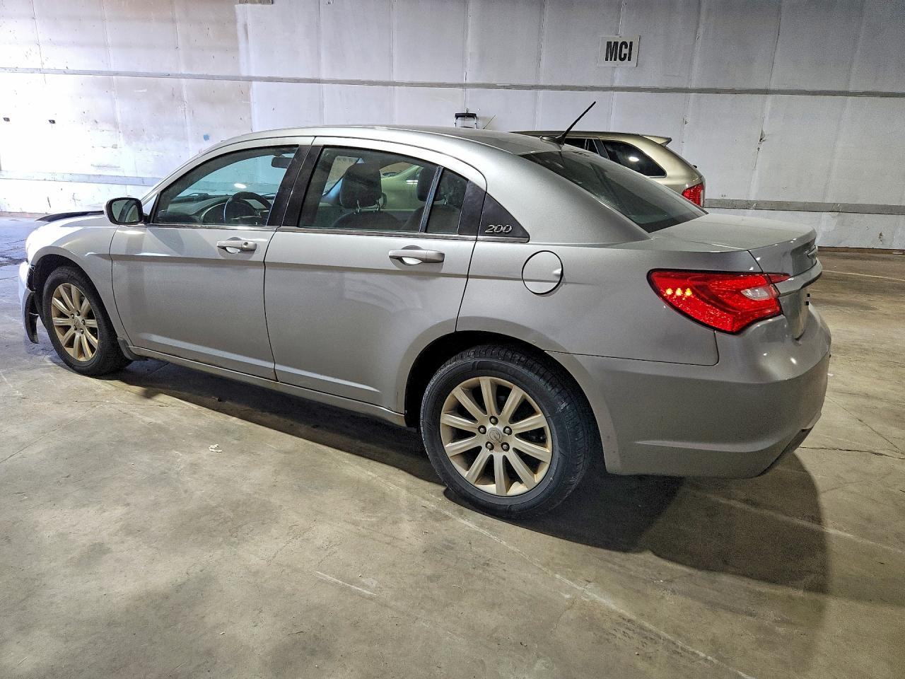 2013 CHRYSLER 200