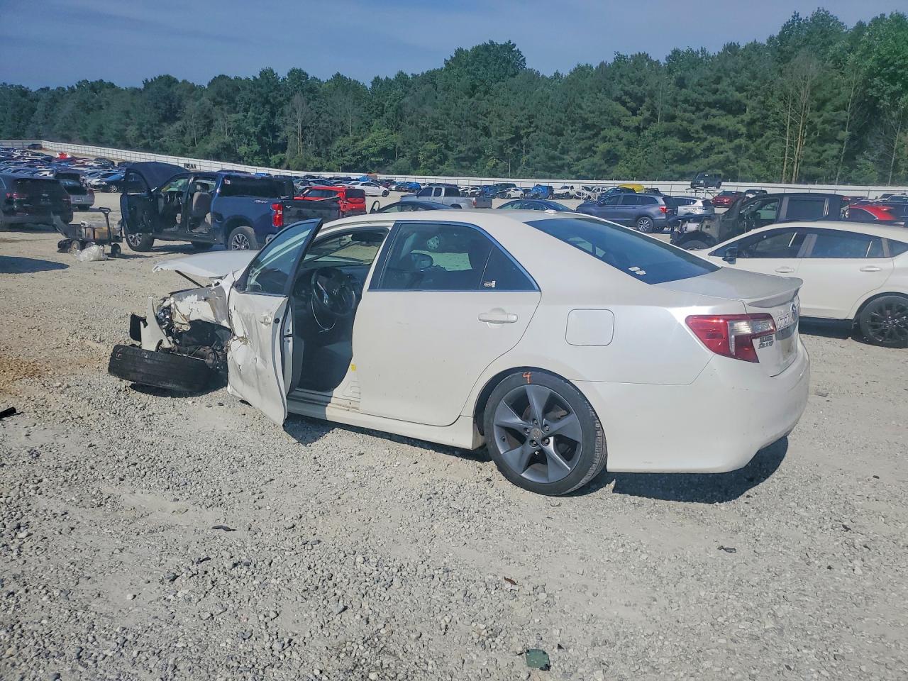 2012 TOYOTA CAMRY