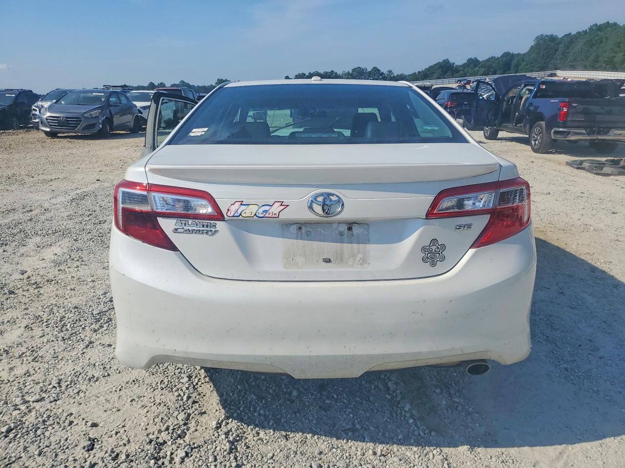 2012 TOYOTA CAMRY