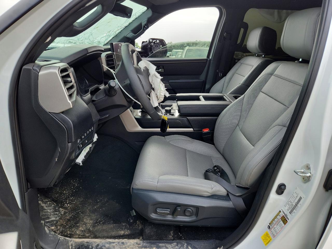 2025 TOYOTA TUNDRA