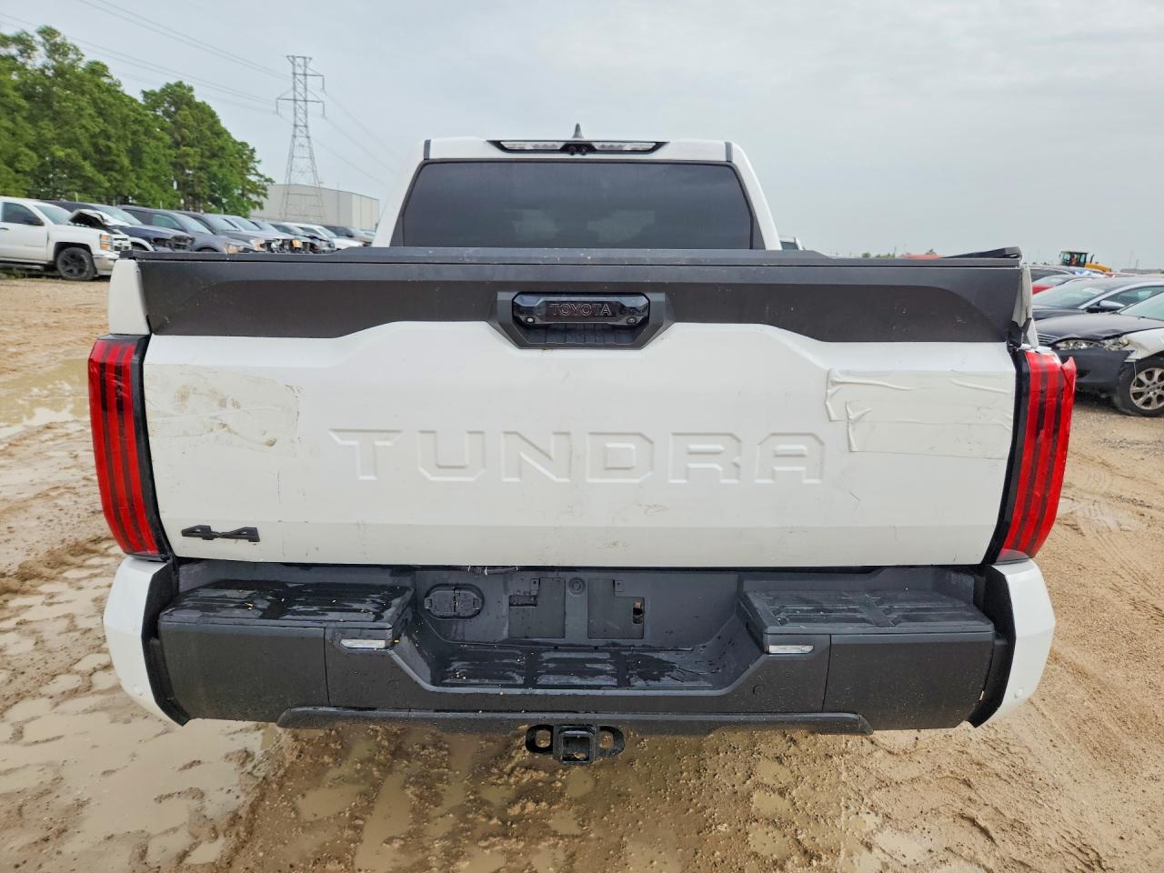2025 TOYOTA TUNDRA