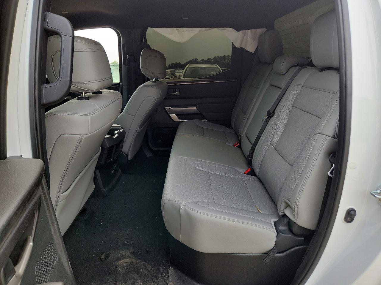 2025 TOYOTA TUNDRA