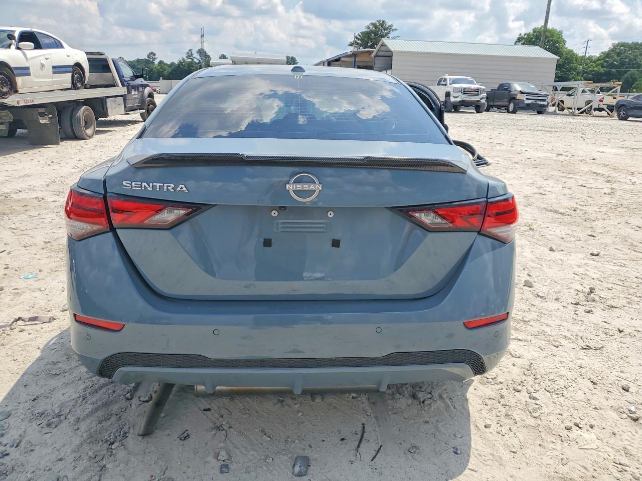 2025 NISSAN SENTRA