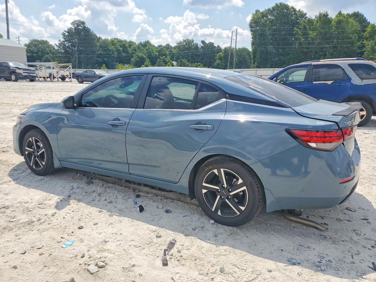 2025 NISSAN SENTRA