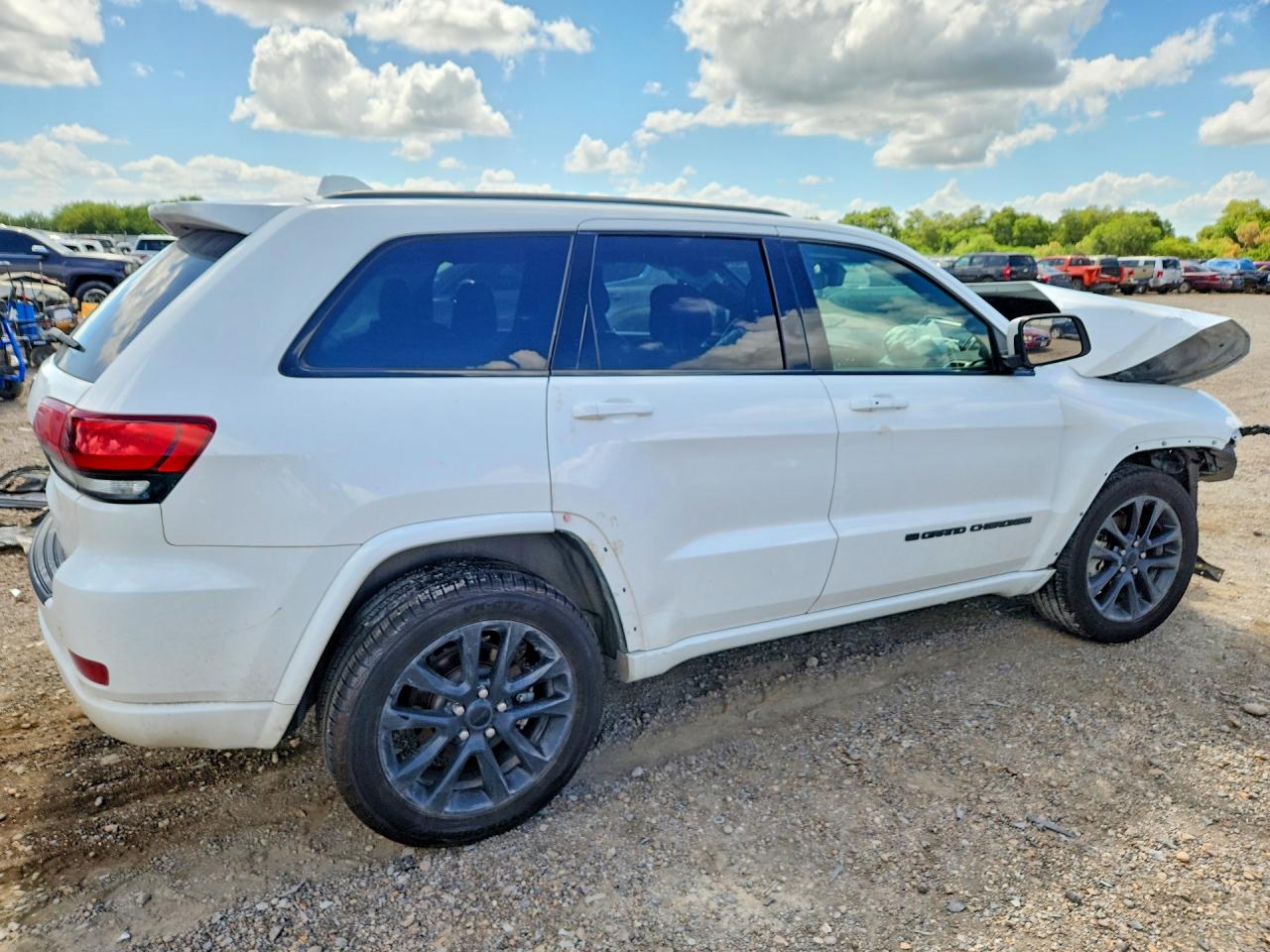 2022 JEEP CHEROKEE