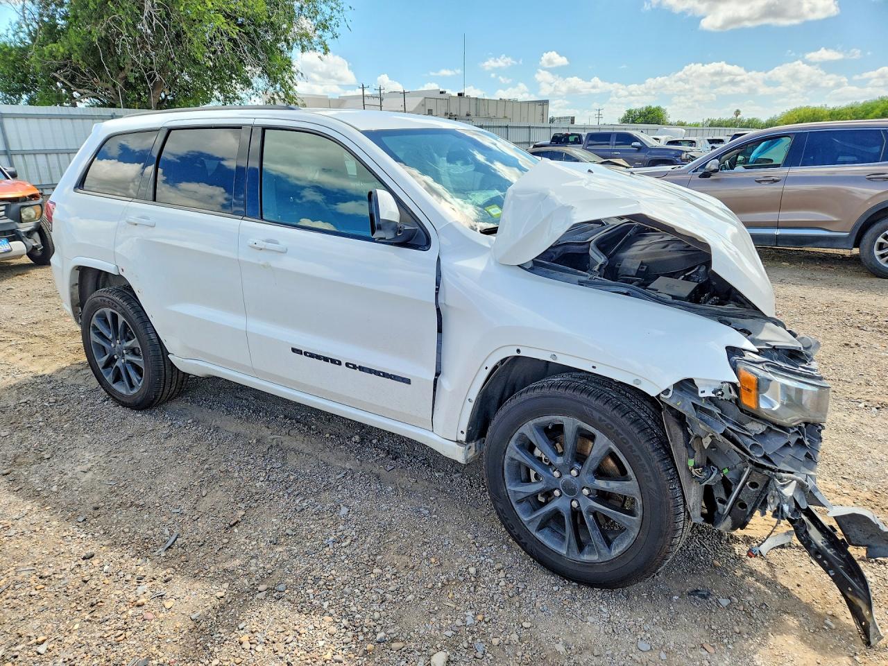 2022 JEEP CHEROKEE