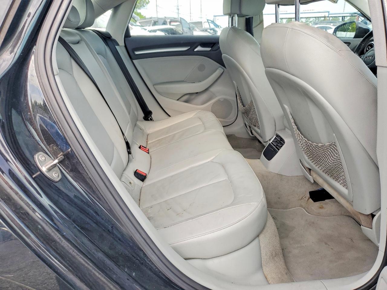 2015 AUDI A3