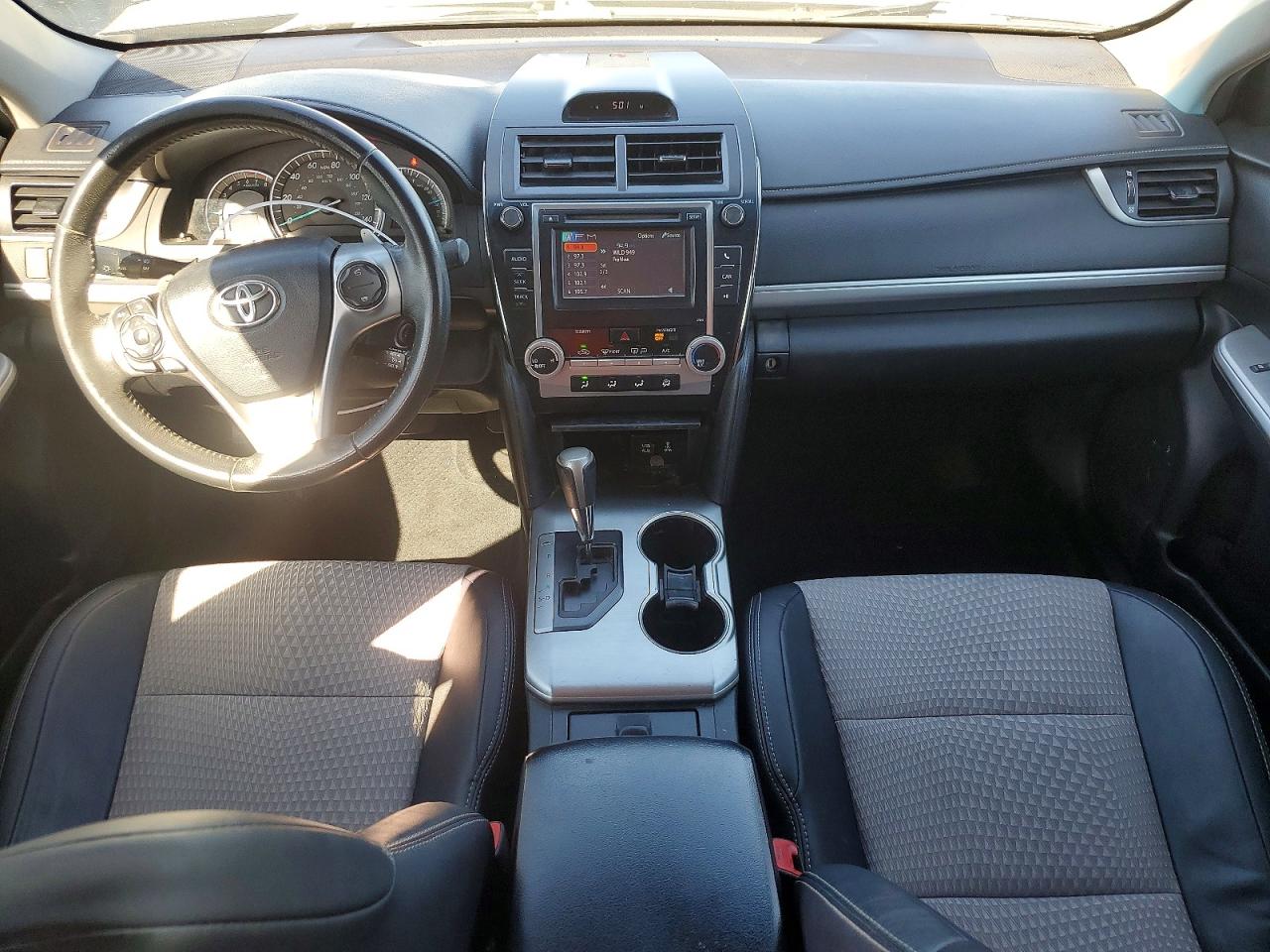2013 TOYOTA CAMRY