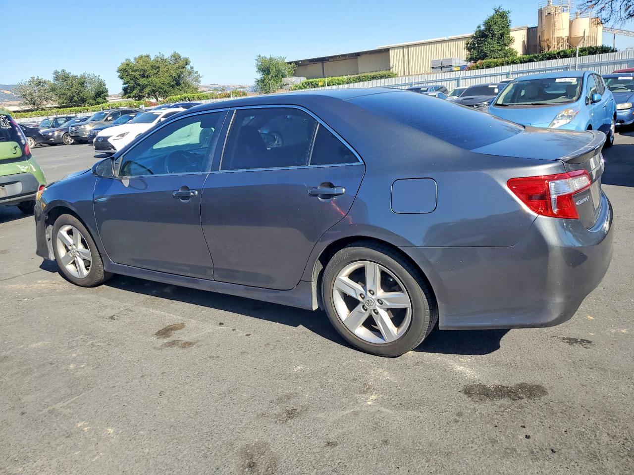 2013 TOYOTA CAMRY