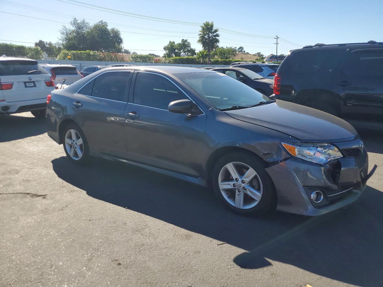 2013 TOYOTA CAMRY