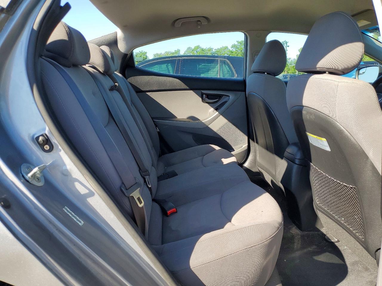 2014 HYUNDAI ELANTRA