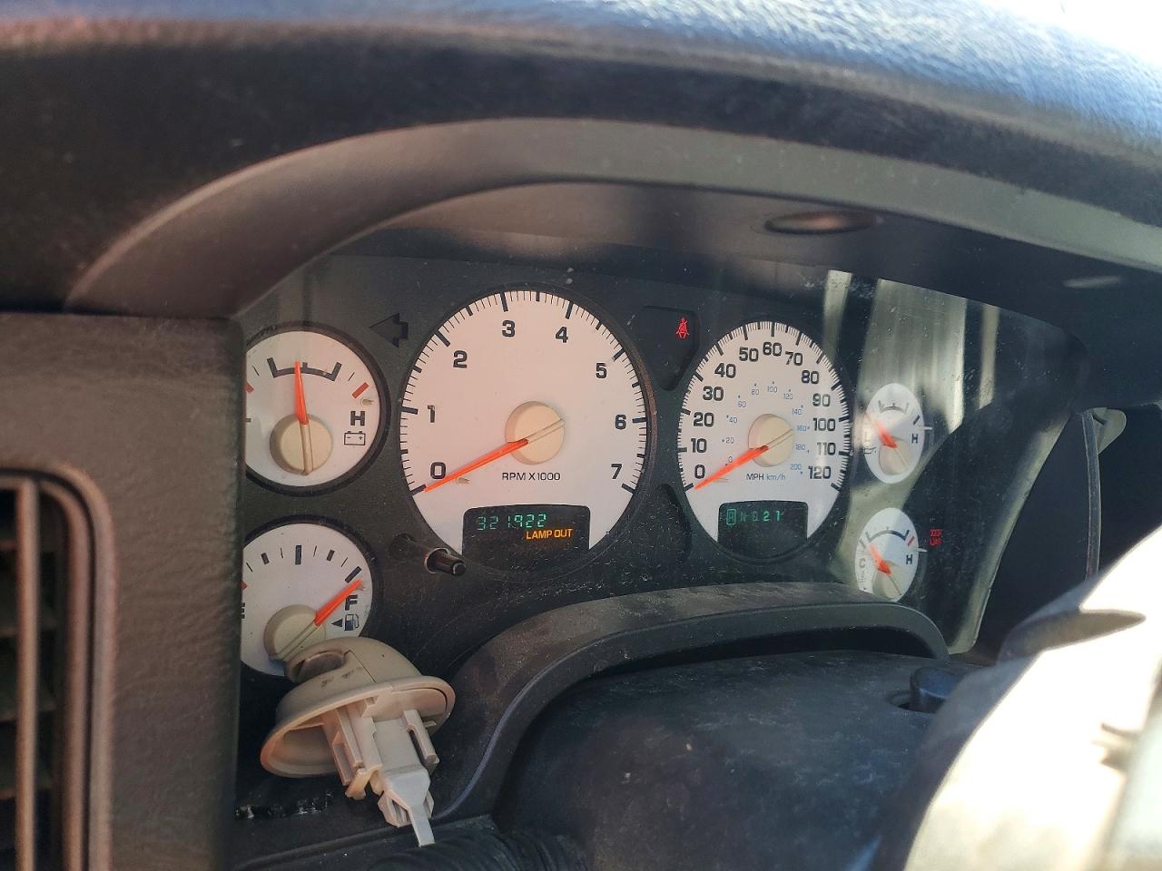 2002 DODGE RAM 1500