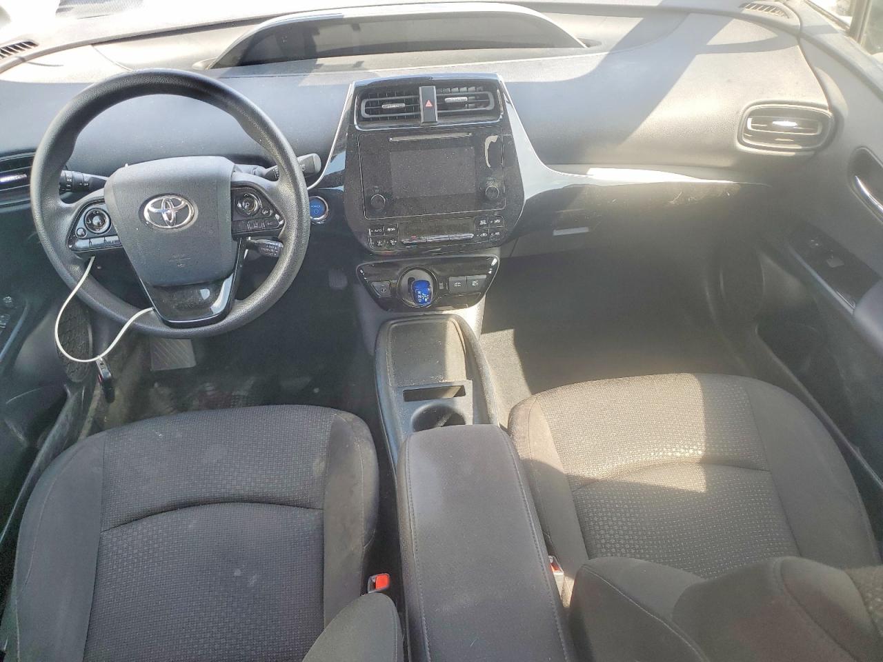 2019 TOYOTA PRIUS