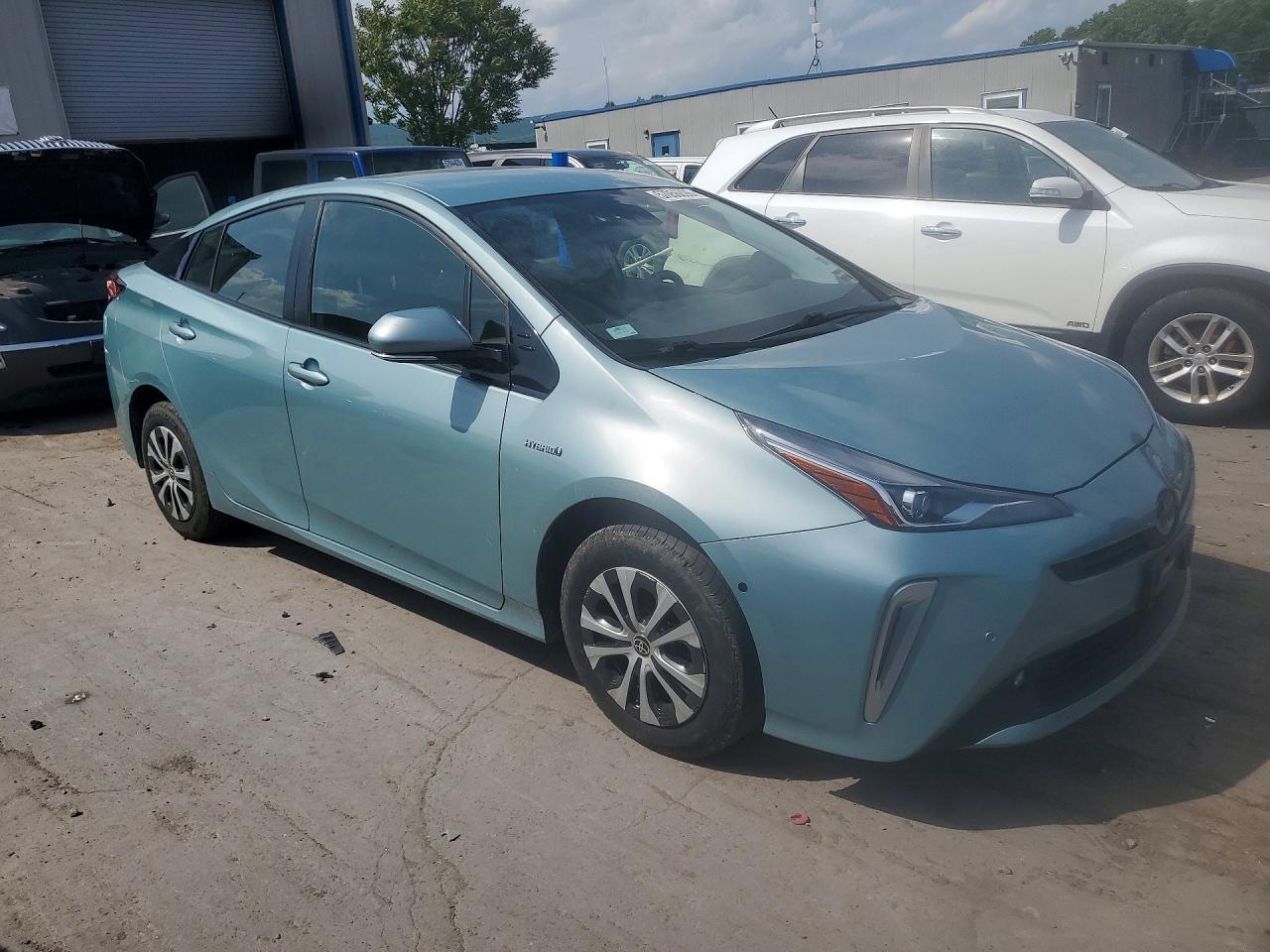 2019 TOYOTA PRIUS