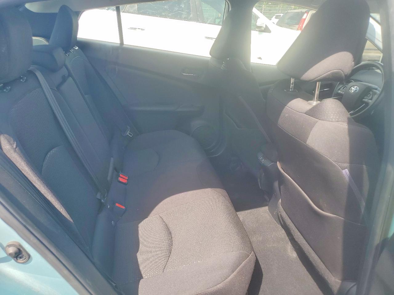 2019 TOYOTA PRIUS