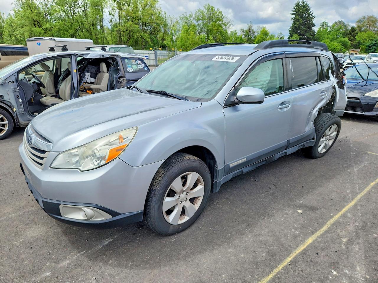 2012 SUBARU OUTBACK