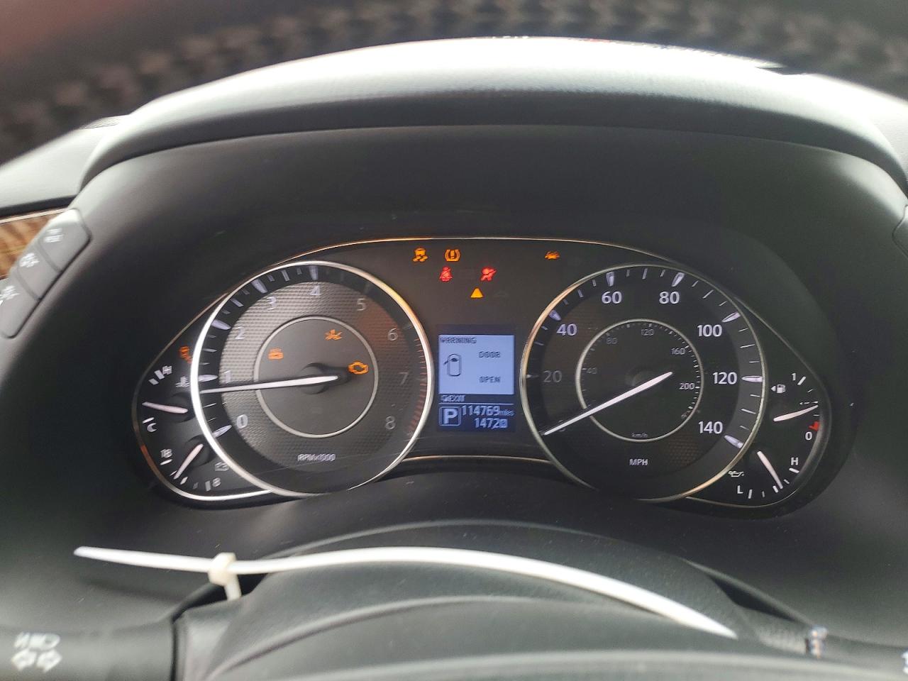 2017 NISSAN ARMADA