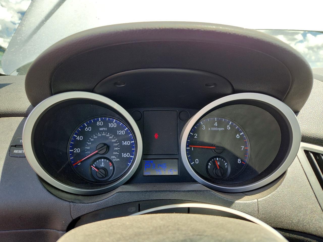 2010 HYUNDAI GENESIS