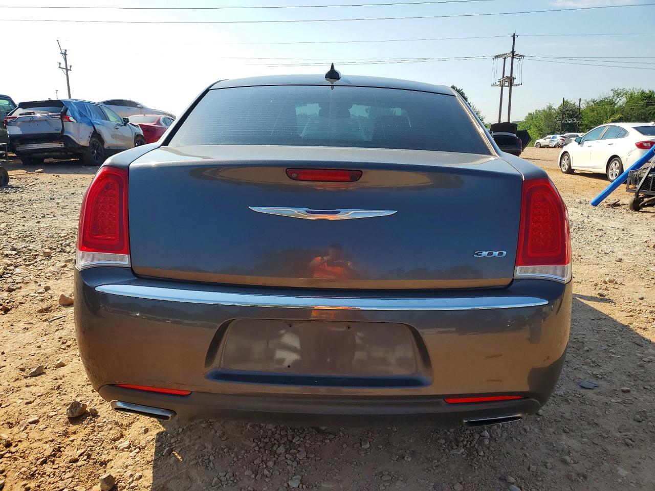 2018 CHRYSLER 300