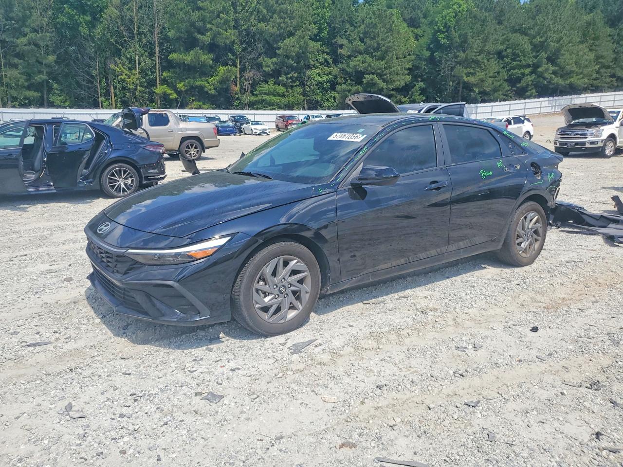 2024 HYUNDAI ELANTRA