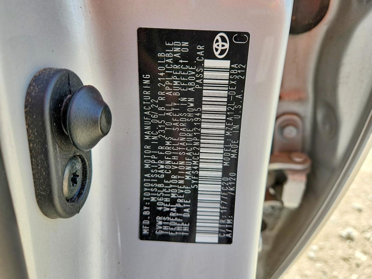 2022 TOYOTA COROLLA