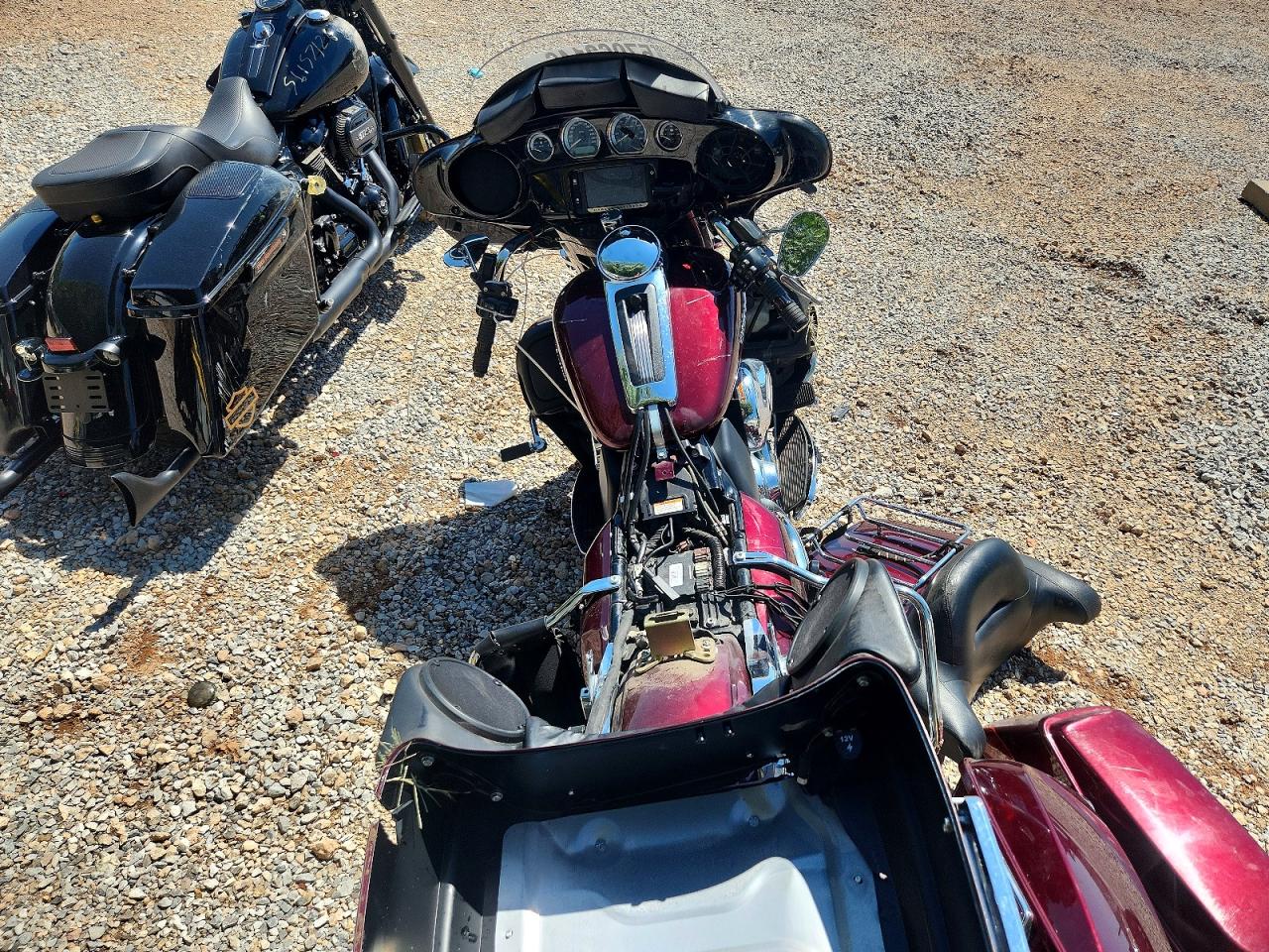 2016 HARLEY-DAVIDSON FL