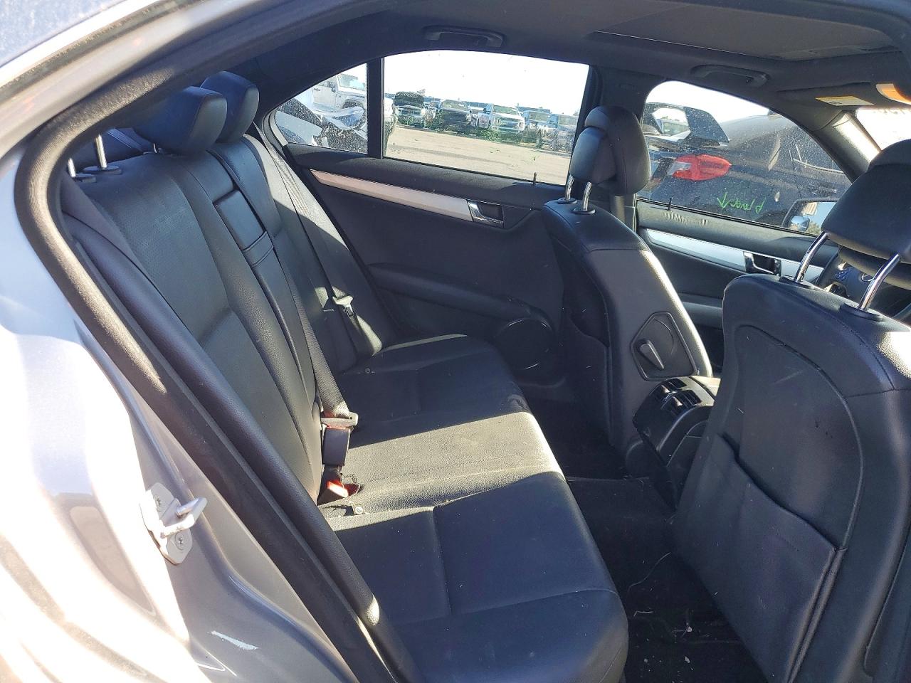2010 MERCEDES-BENZ C-CLASS