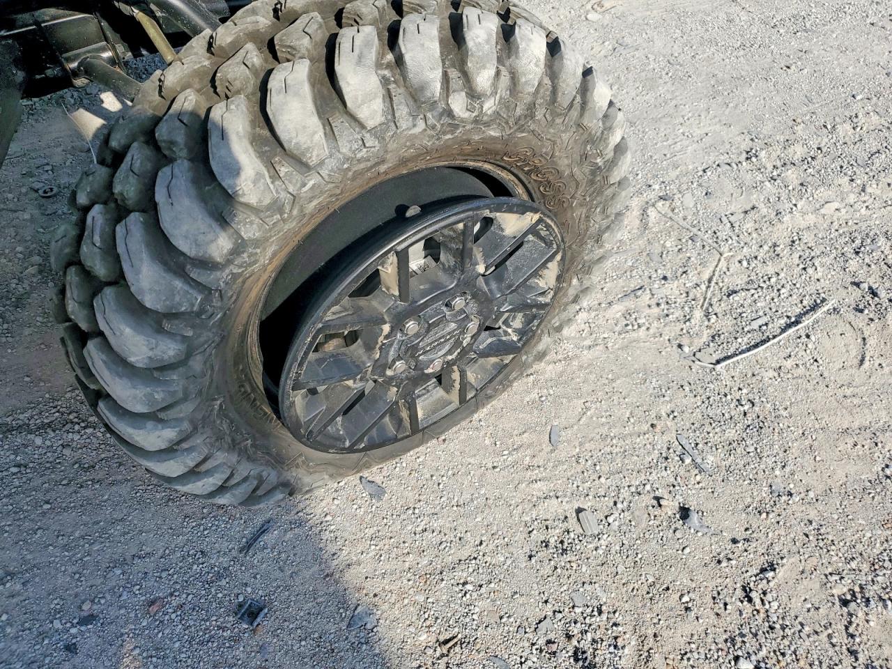 2025 POLARIS SIDEBYSIDE