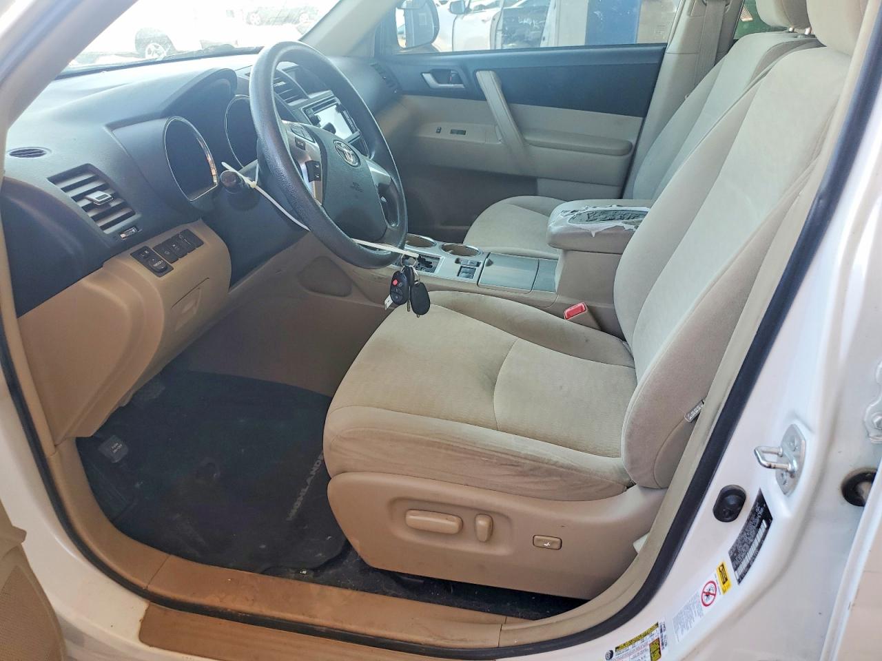 2013 TOYOTA HIGHLANDER