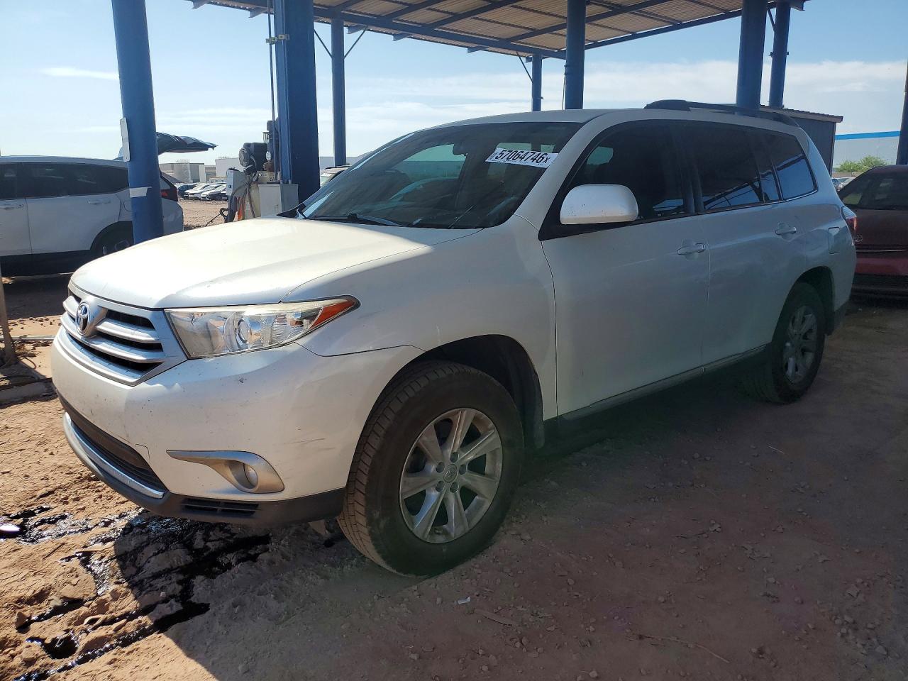 2013 TOYOTA HIGHLANDER
