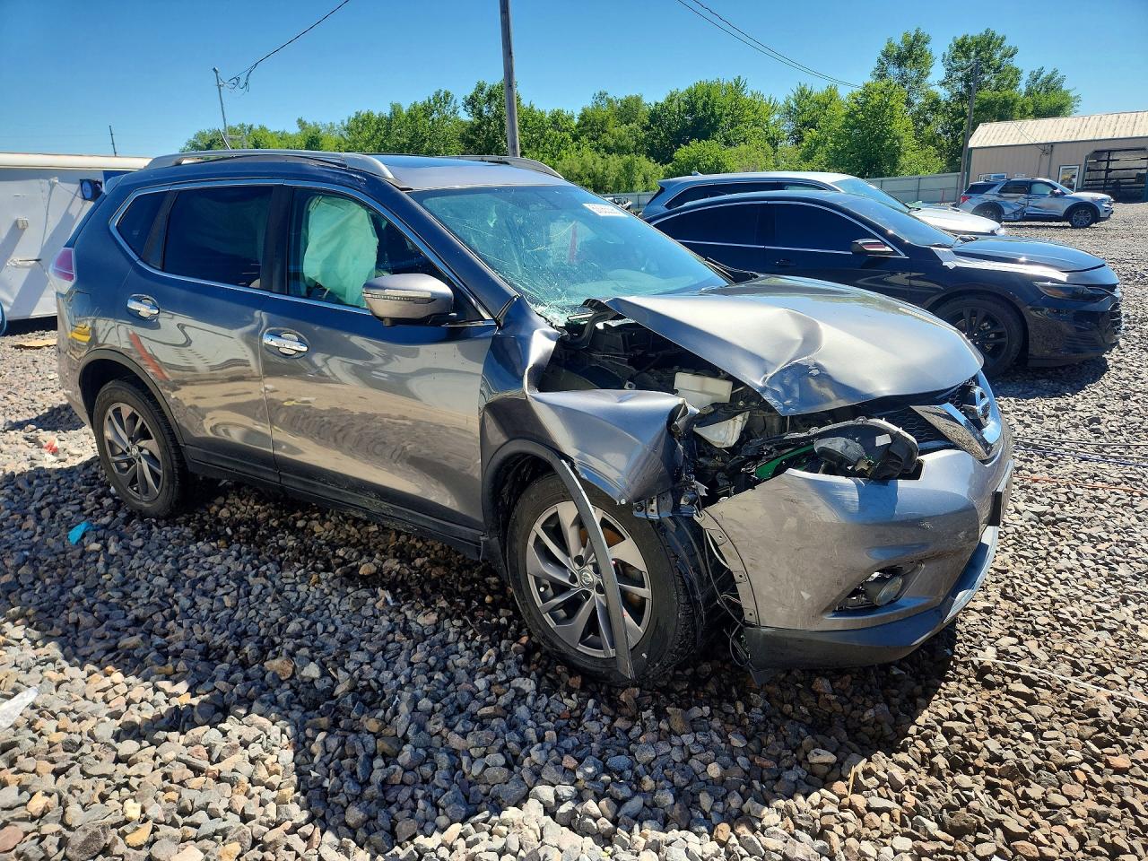 2016 NISSAN ROGUE
