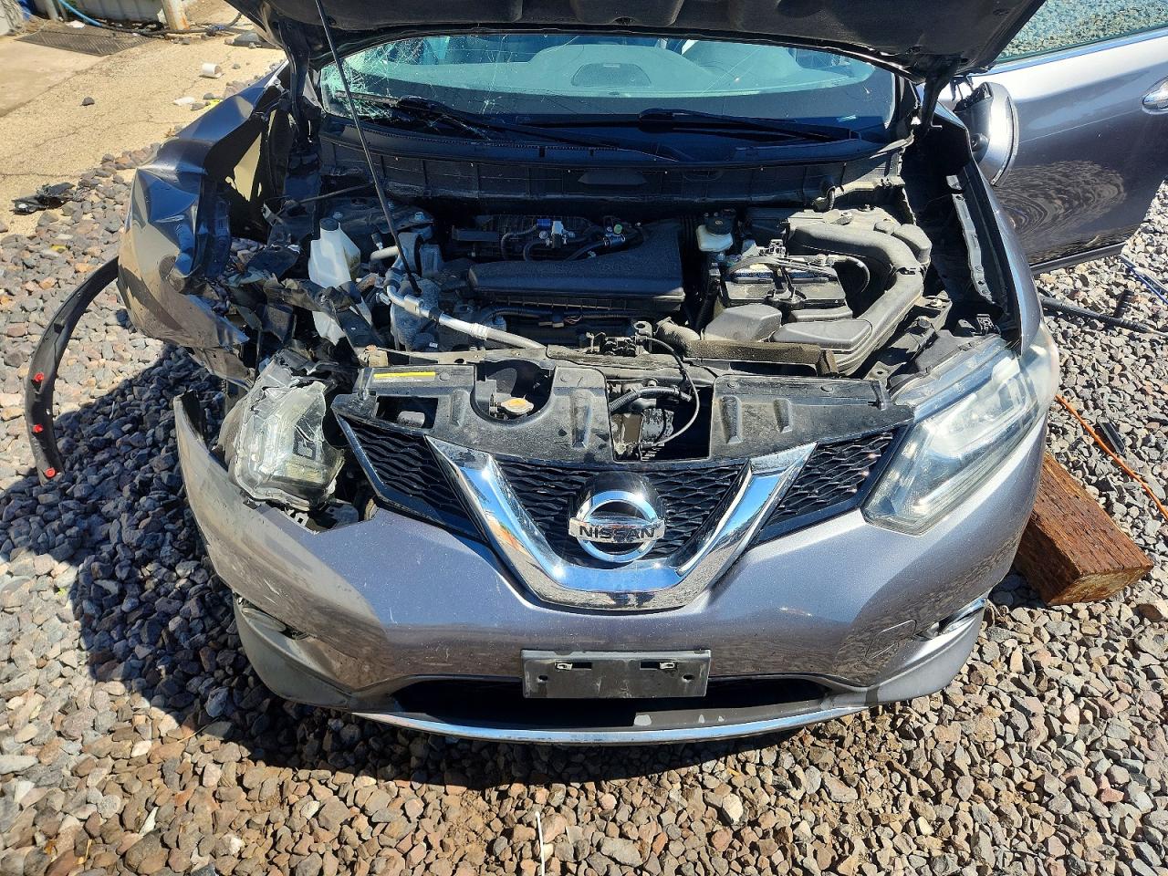 2016 NISSAN ROGUE