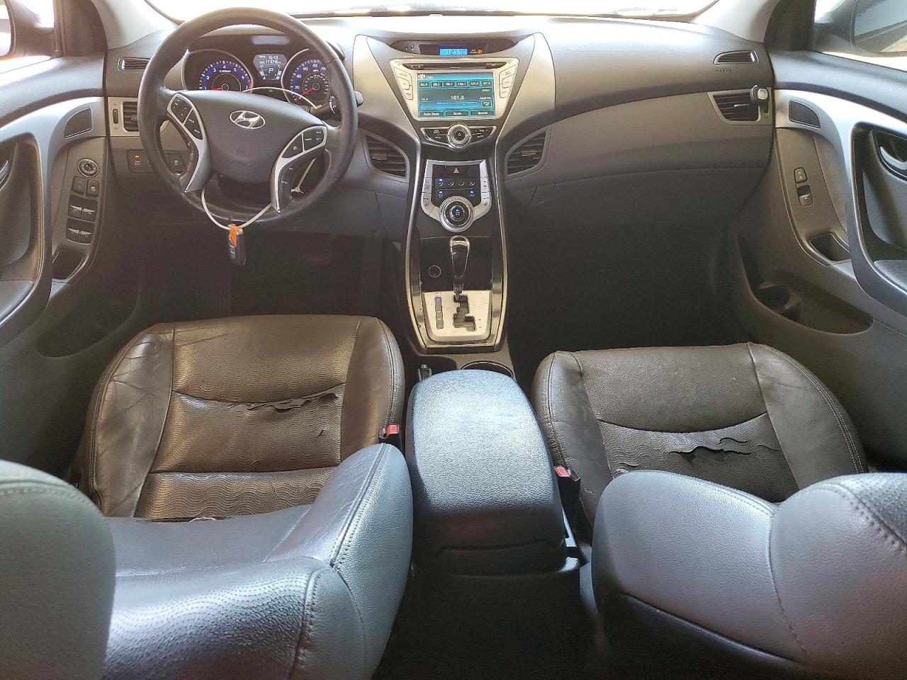 2012 HYUNDAI ELANTRA