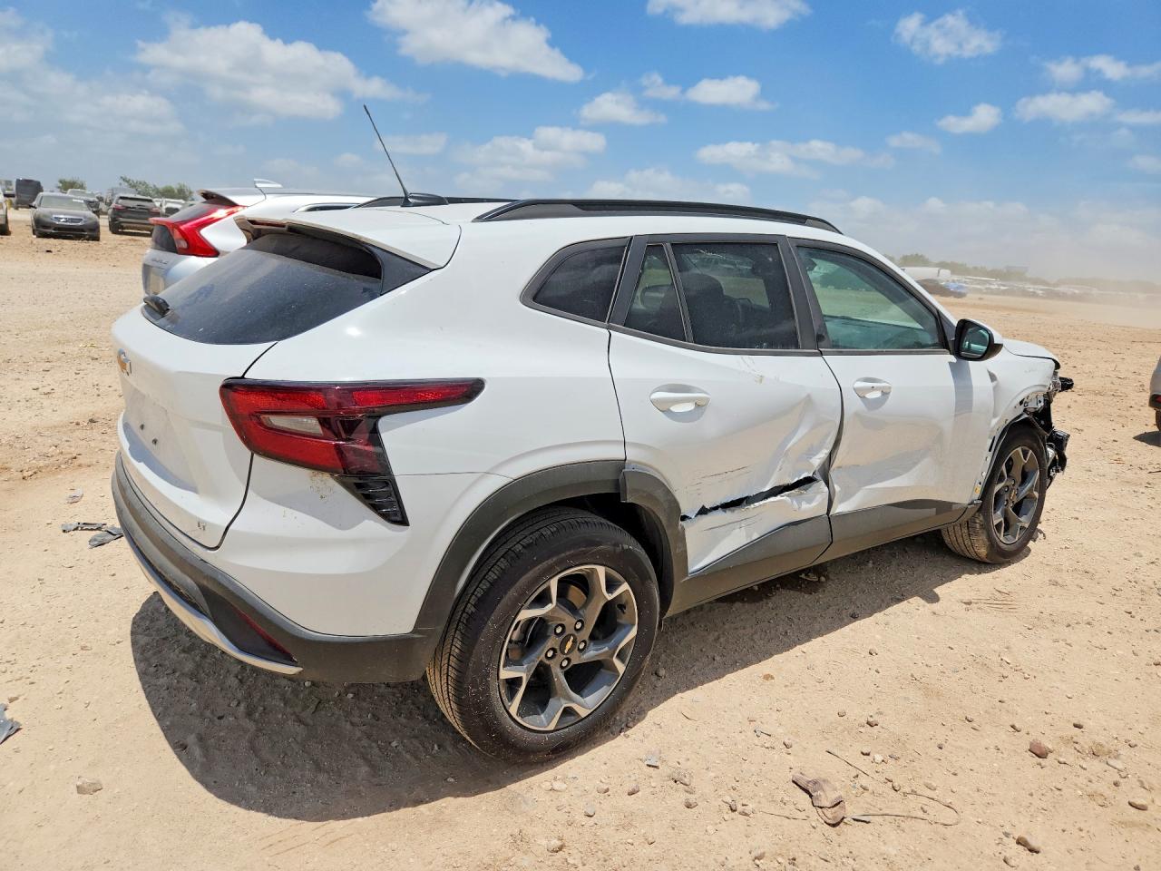 2026 CHEVROLET TRAX