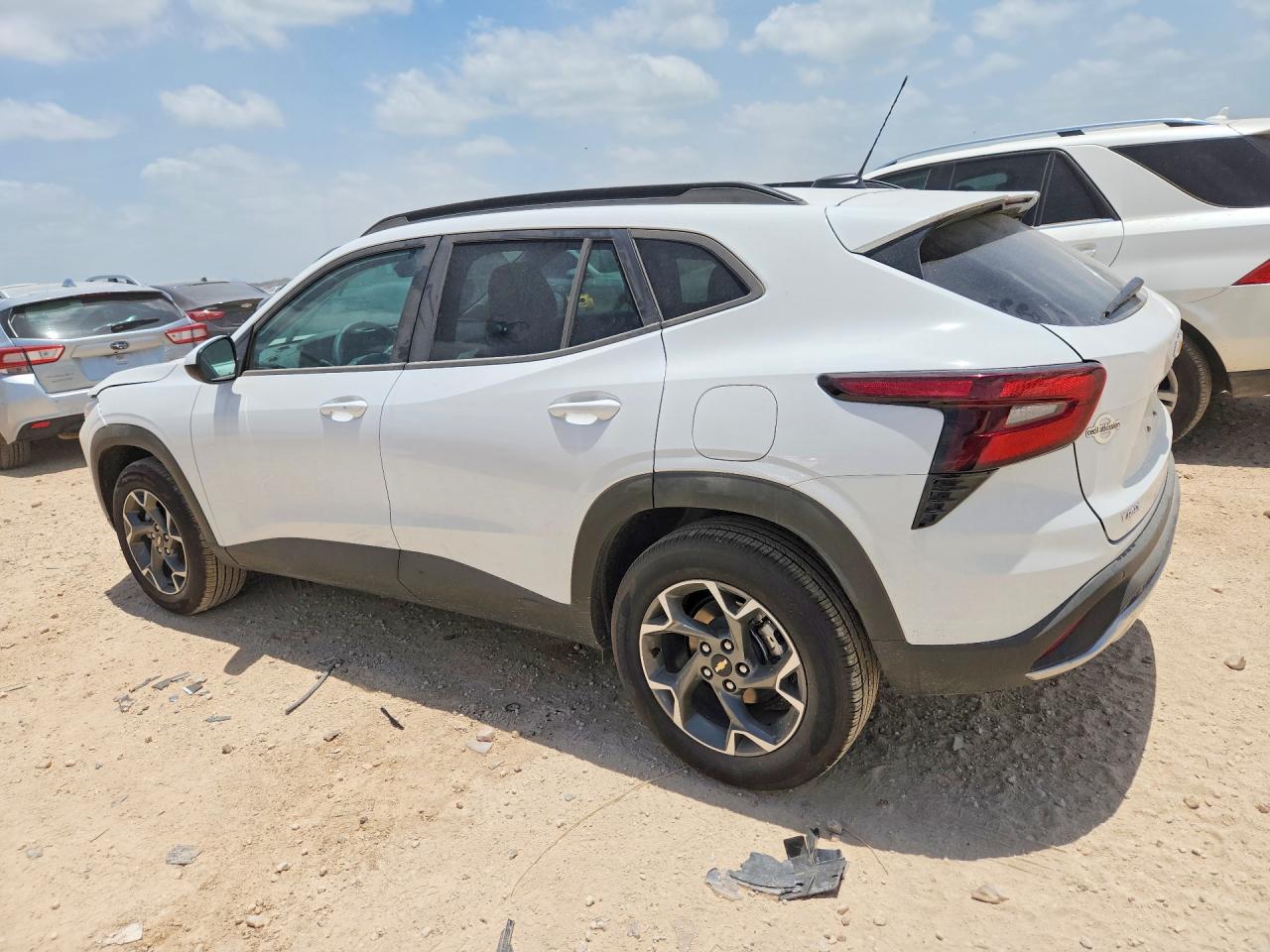2026 CHEVROLET TRAX