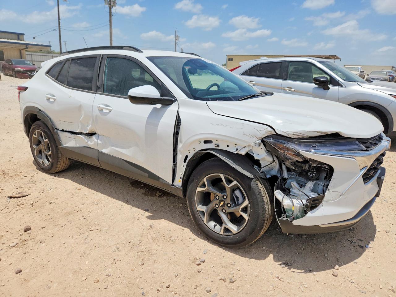 2026 CHEVROLET TRAX
