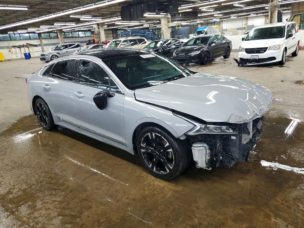 2023 KIA K5