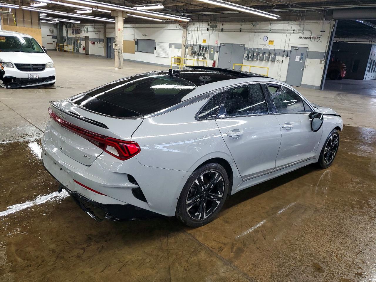 2023 KIA K5