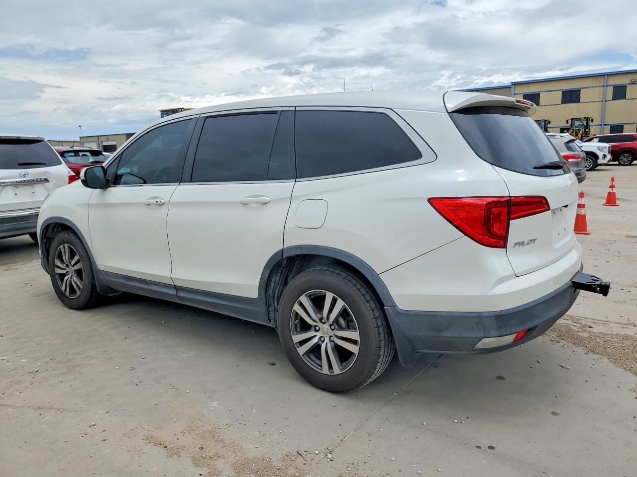 2017 HONDA PILOT