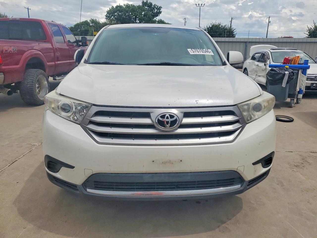2011 TOYOTA HIGHLANDER